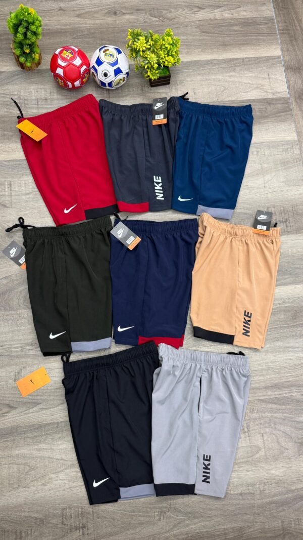 NIKE SHORTS