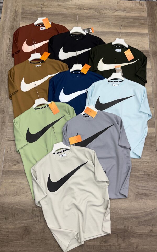 NIKE OVERSIZED RN