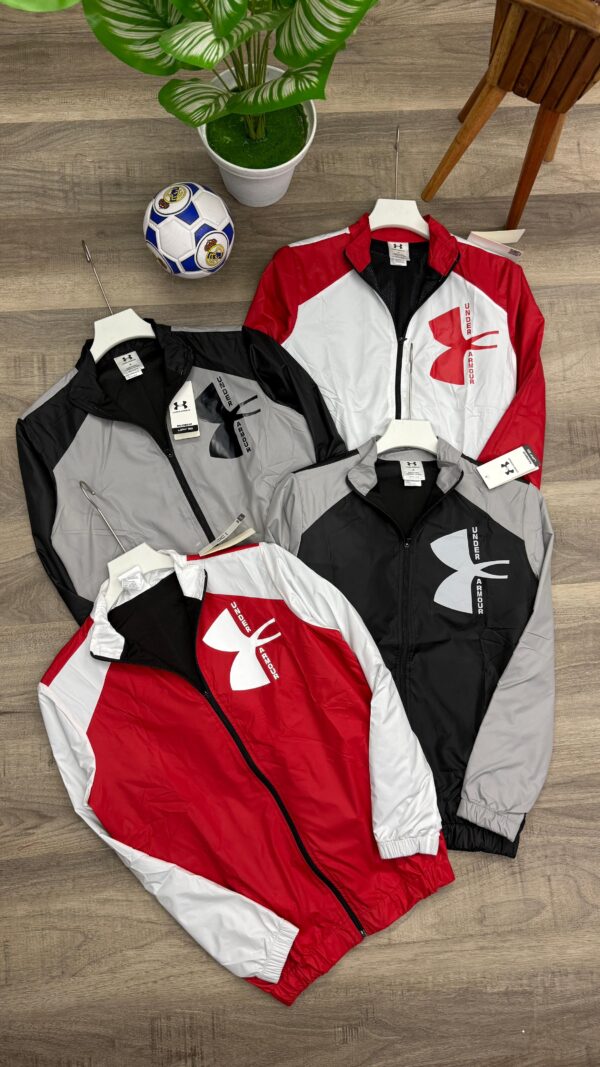 UNDER ARMOUR WATER 💦 PROOF UPPER