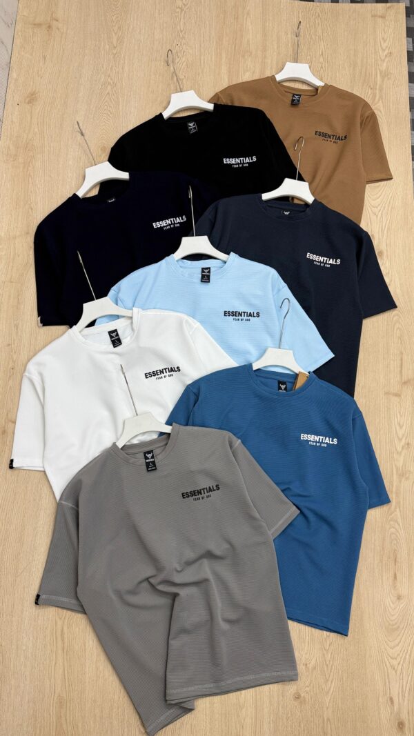 ESSENTIALS OVER SIZED ROUND NECK